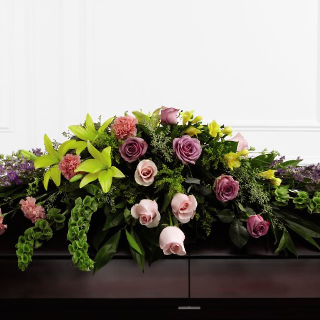 Forever Beloved Casket Spray – Aux 1000 Fleurs, Saint-hyacinthe PQ