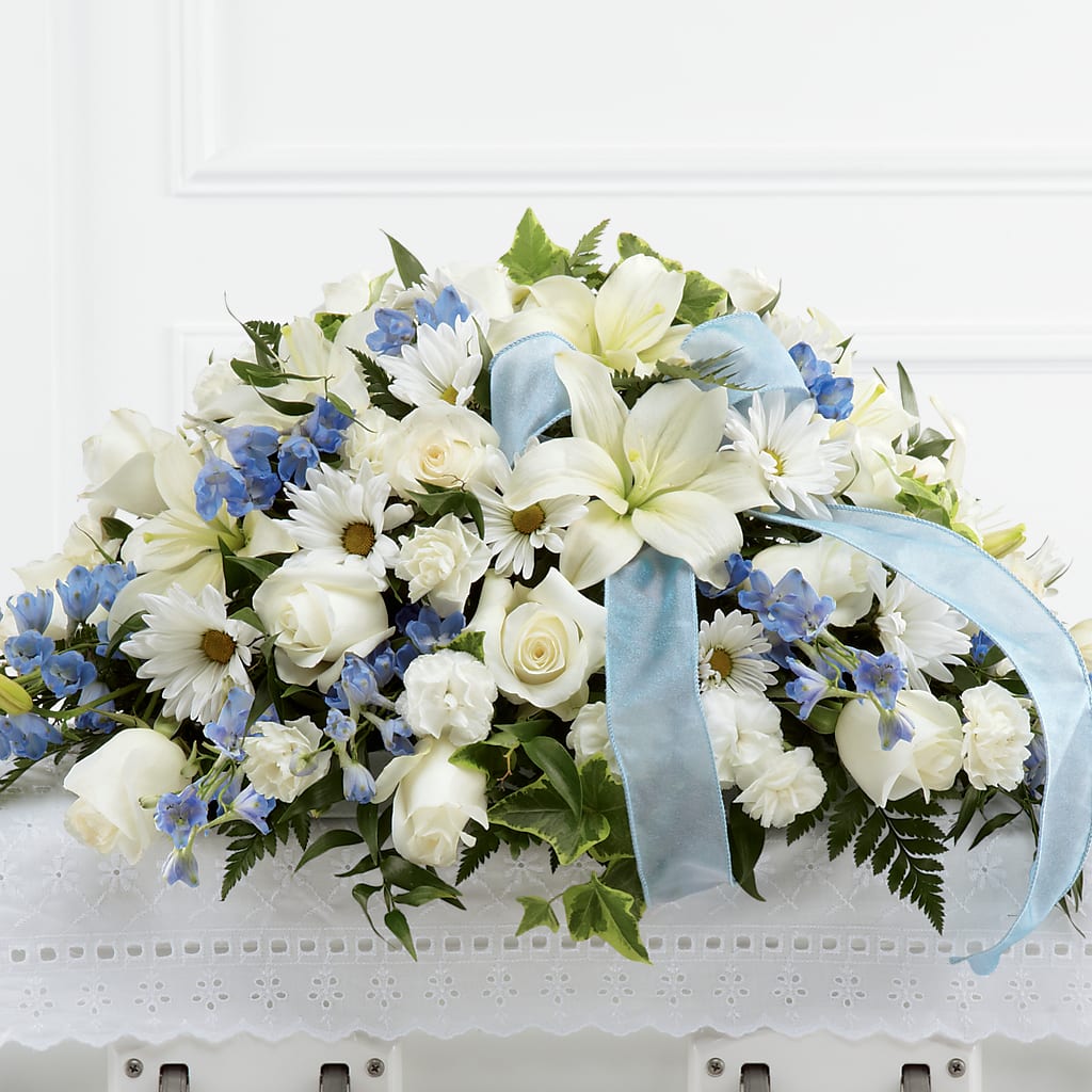 Tender Treasure Casket Spray – Aux 1000 Fleurs, Saint-hyacinthe PQ