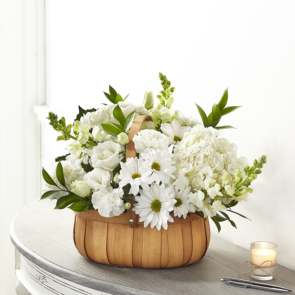 Pure Ivory Basket – Aux 1000 Fleurs, Saint-hyacinthe PQ