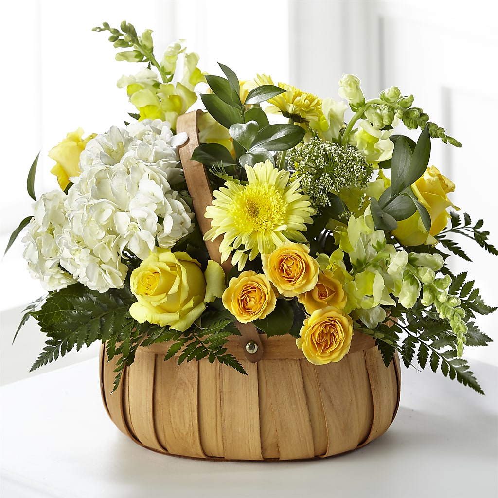 Rustic Remembrance Basket – Aux 1000 Fleurs, Saint-hyacinthe PQ
