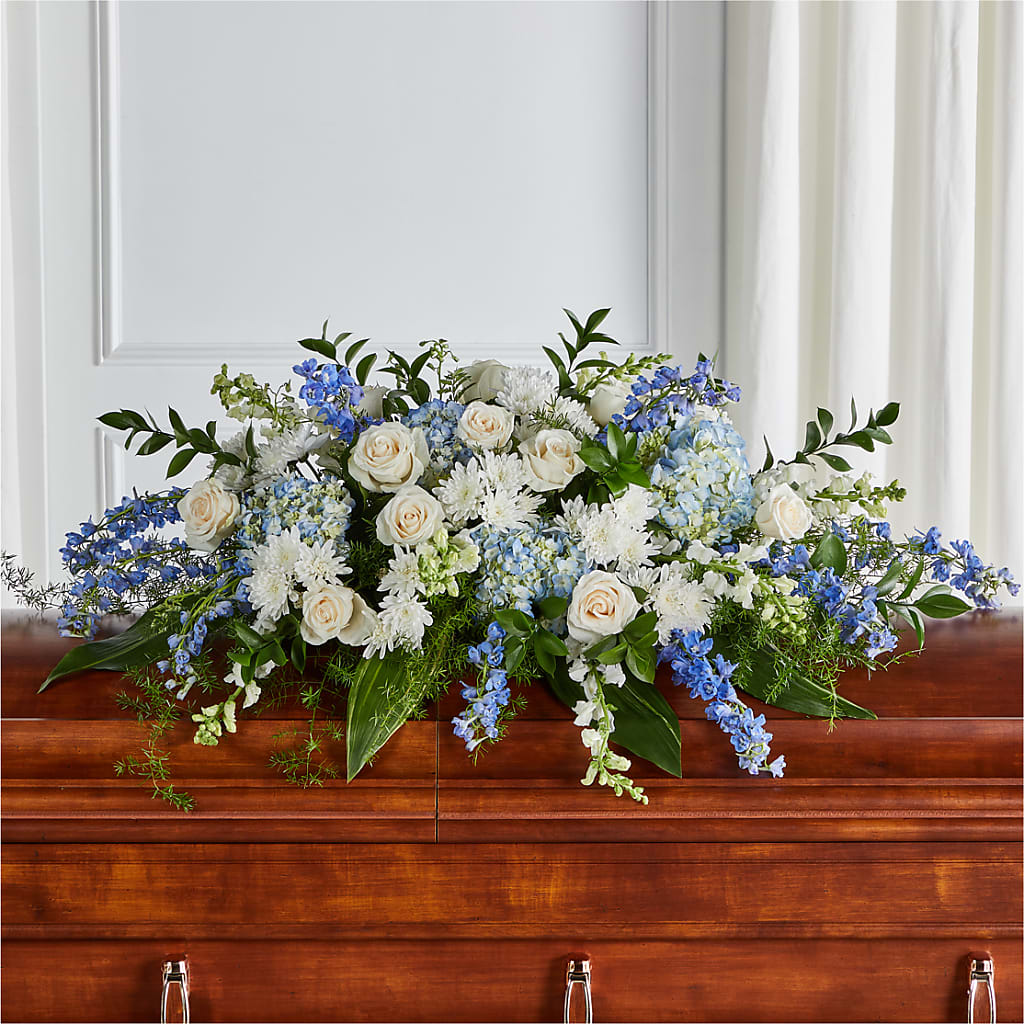 Timeless Essence Casket Spray – Aux 1000 Fleurs, Saint-hyacinthe PQ
