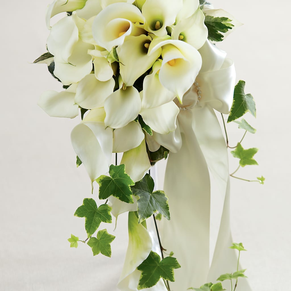 White Chapel Bouquet – Aux 1000 Fleurs, Saint-hyacinthe PQ