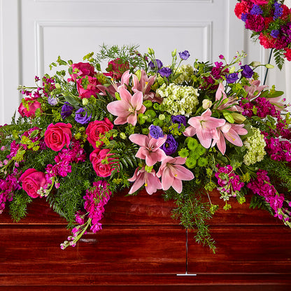 Radiant Tribute Casket Spray –  Aux 1000 Fleurs, Saint-hyacinthe PQ