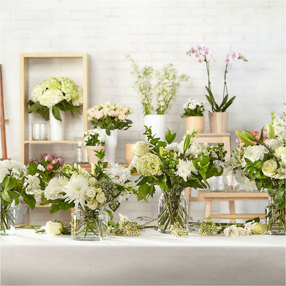 Classic Ivory – A Florist Original –  Aux 1000 Fleurs, Saint-hyacinthe PQ
