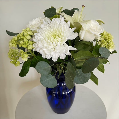 Snowy Dreams Bouquet –  Aux 1000 Fleurs, Saint-hyacinthe PQ
