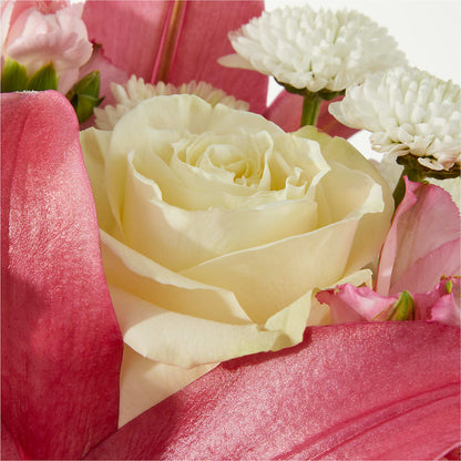 Piece of Cake Bouquet –  Aux 1000 Fleurs, Saint-hyacinthe PQ