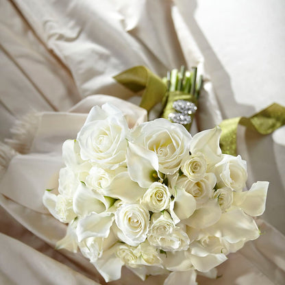 Serene Highness Bouquet –  Aux 1000 Fleurs, Saint-hyacinthe PQ